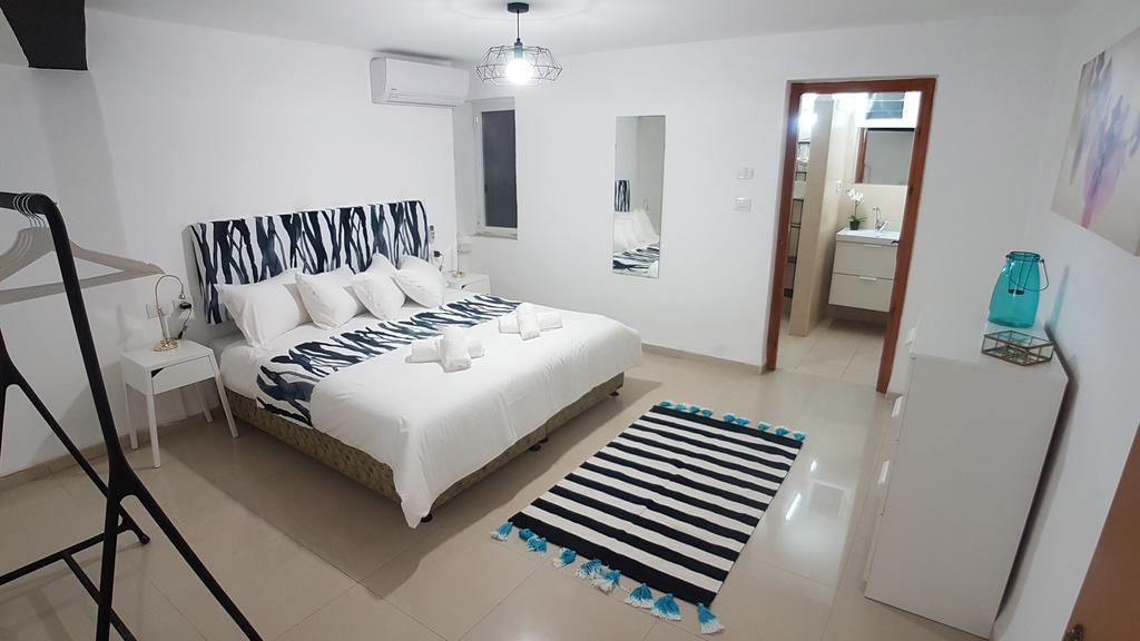 Hili Apartments Tiberias Exterior photo